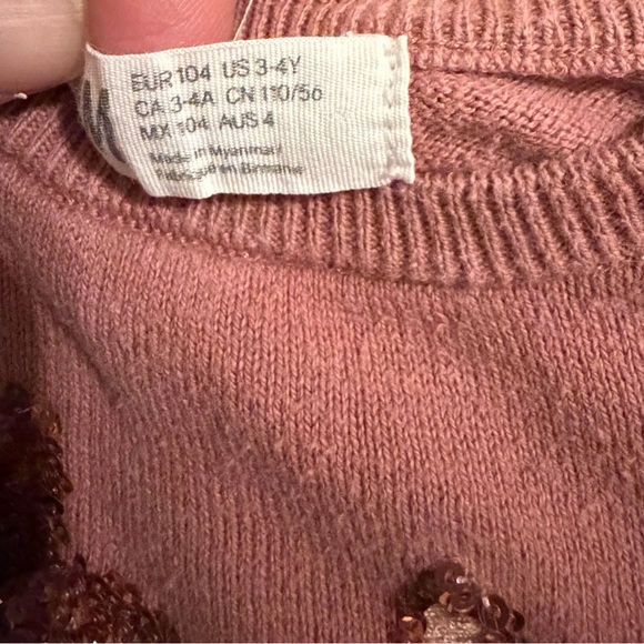2 H&M Kids Sweaters - Navy with Pink Hearts and Dusty Rose with Animal Print - Picture 4 of 5